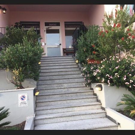 Hotel La Conchiglia La Maddalena (Sassari) Exterior foto