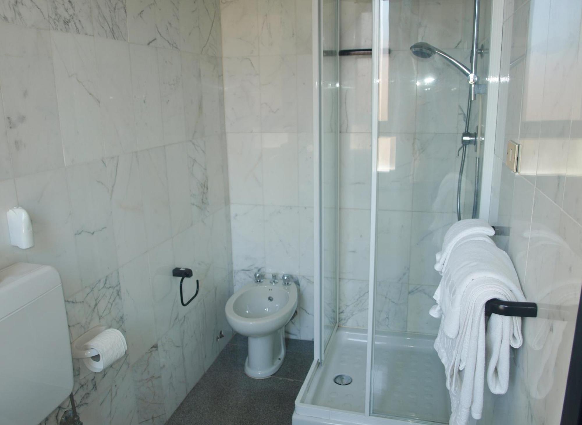 Hotel La Conchiglia La Maddalena (Sassari) Quarto foto